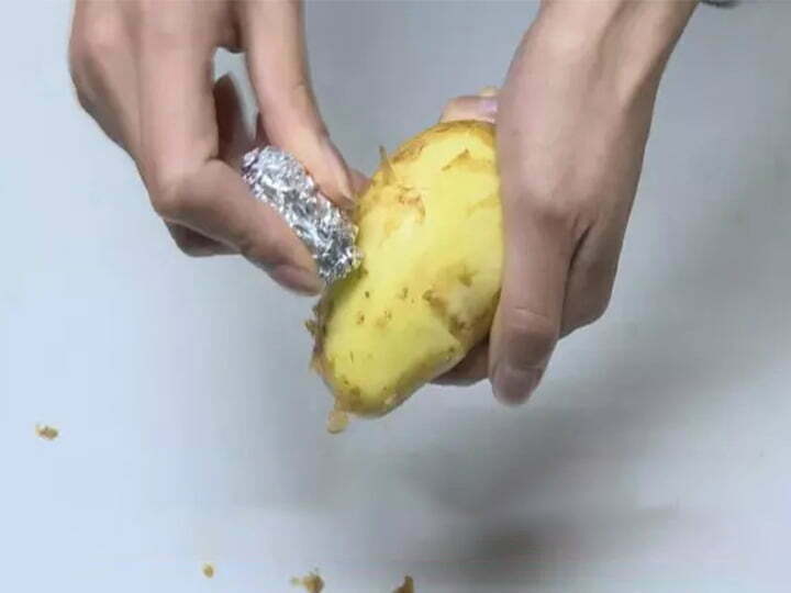 foil to peel potatoes