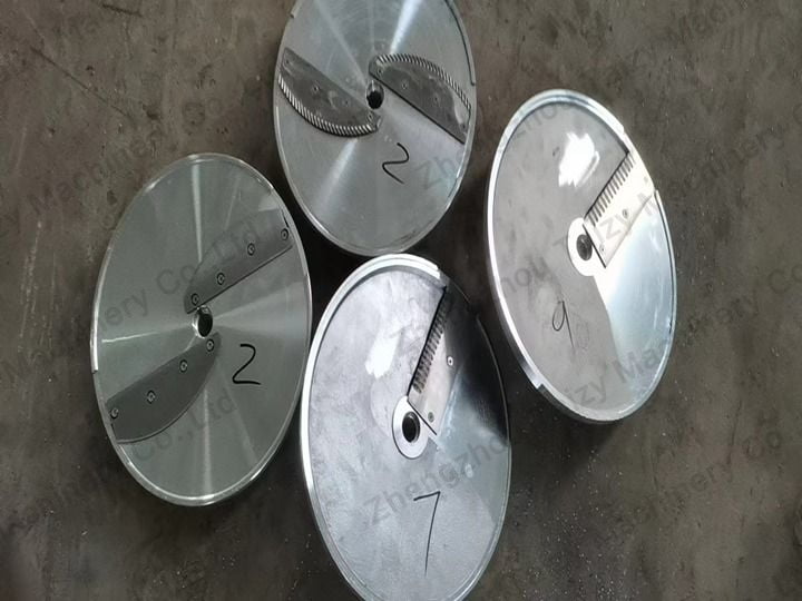 replaceable cutting plates