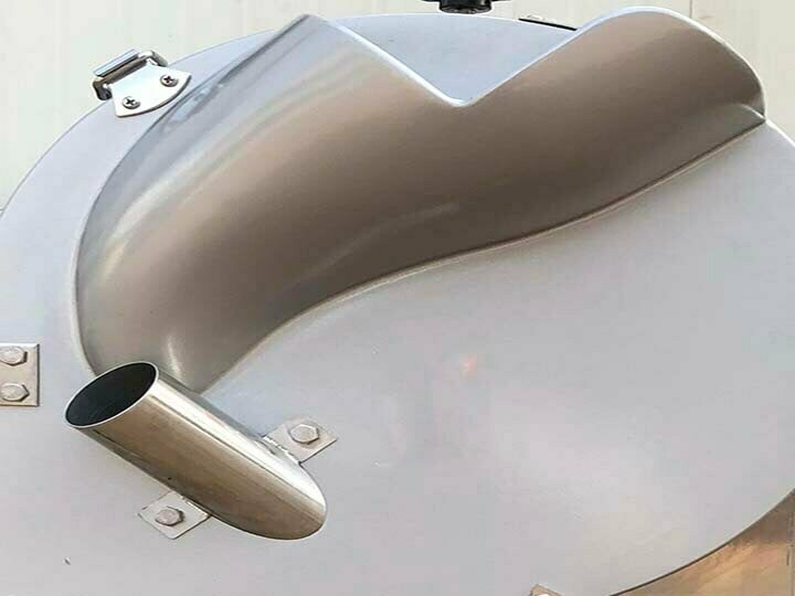 two inlets of potato chips cutter machine